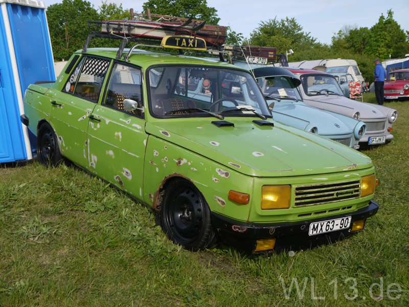 P1300537